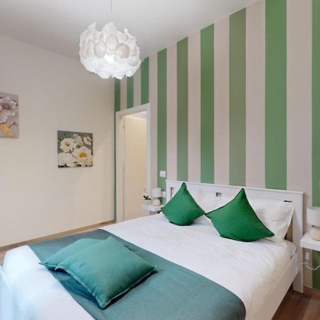 Sonia Apartment With Free Parking By Florence Sweet Homes Bagian luar foto