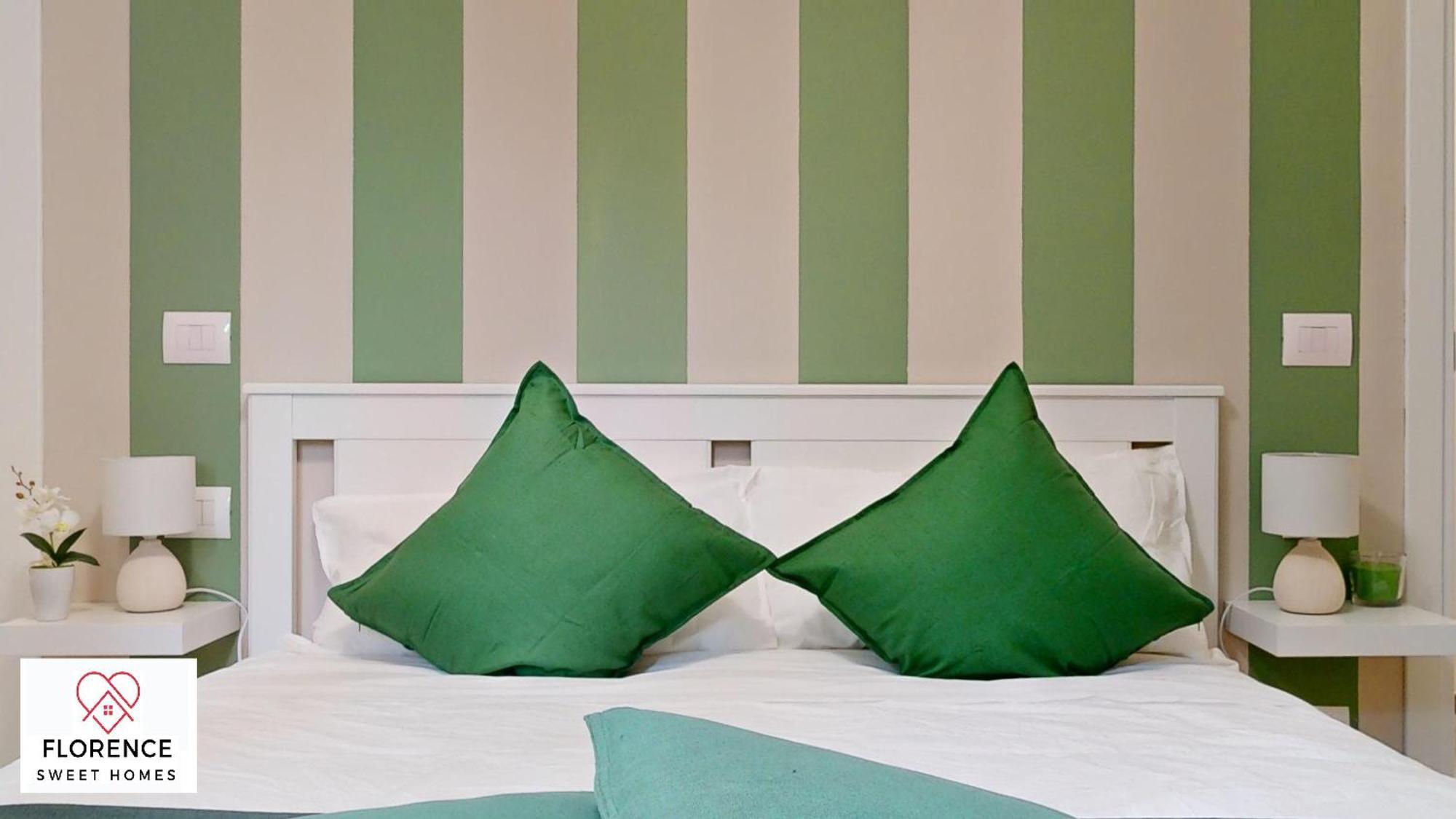 Sonia Apartment With Free Parking By Florence Sweet Homes Bagian luar foto