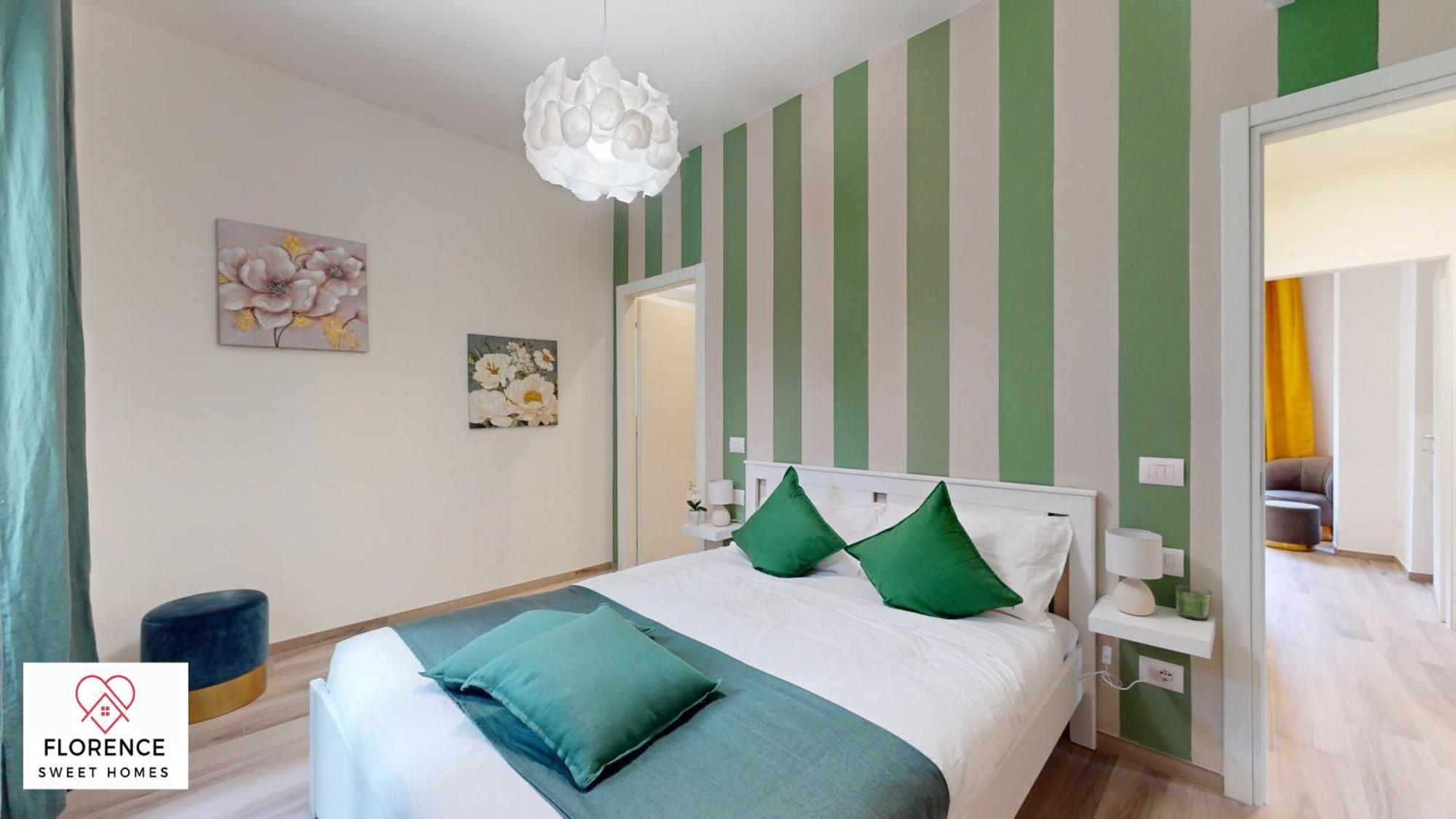 Sonia Apartment With Free Parking By Florence Sweet Homes Bagian luar foto