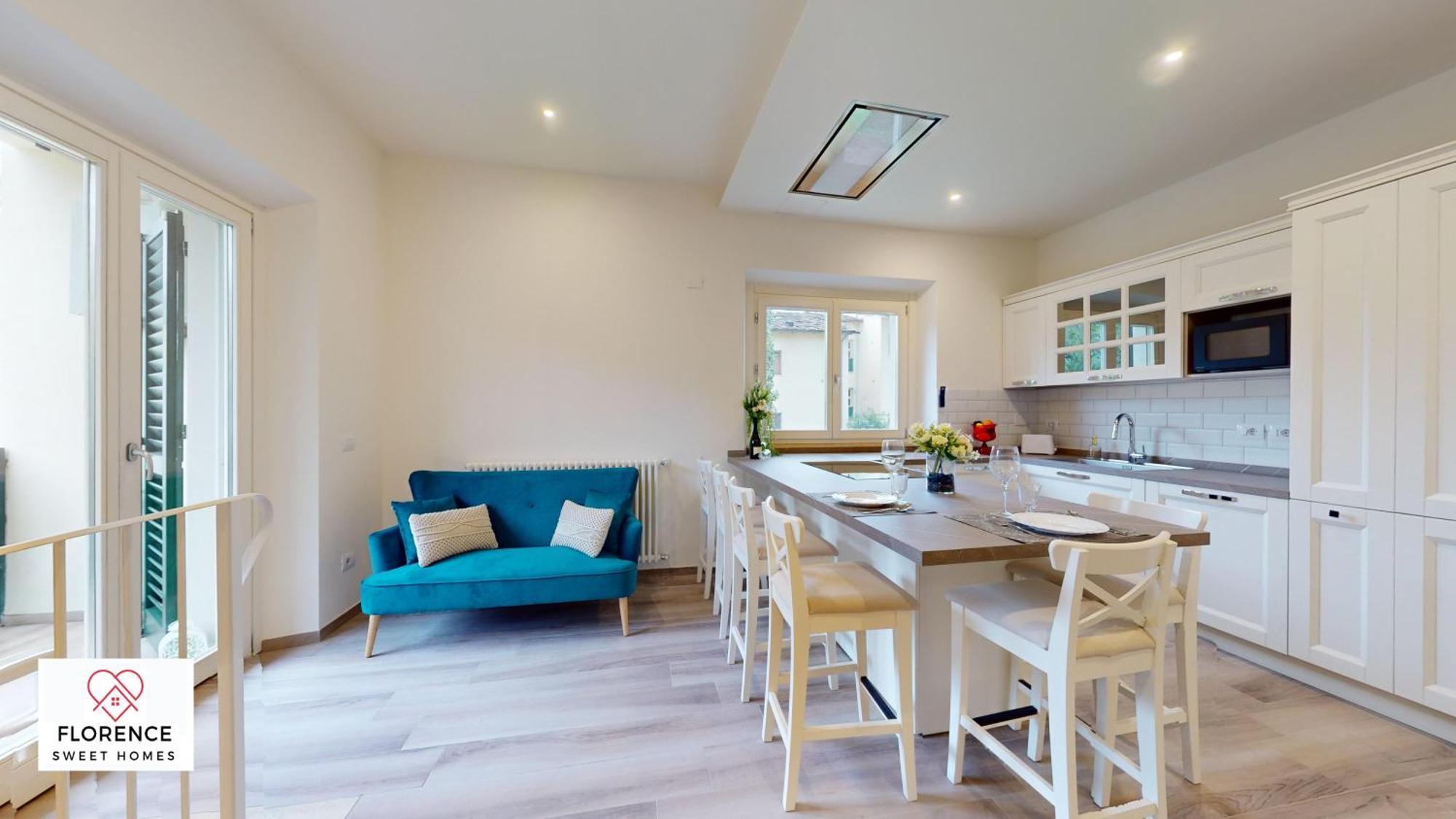 Sonia Apartment With Free Parking By Florence Sweet Homes Bagian luar foto